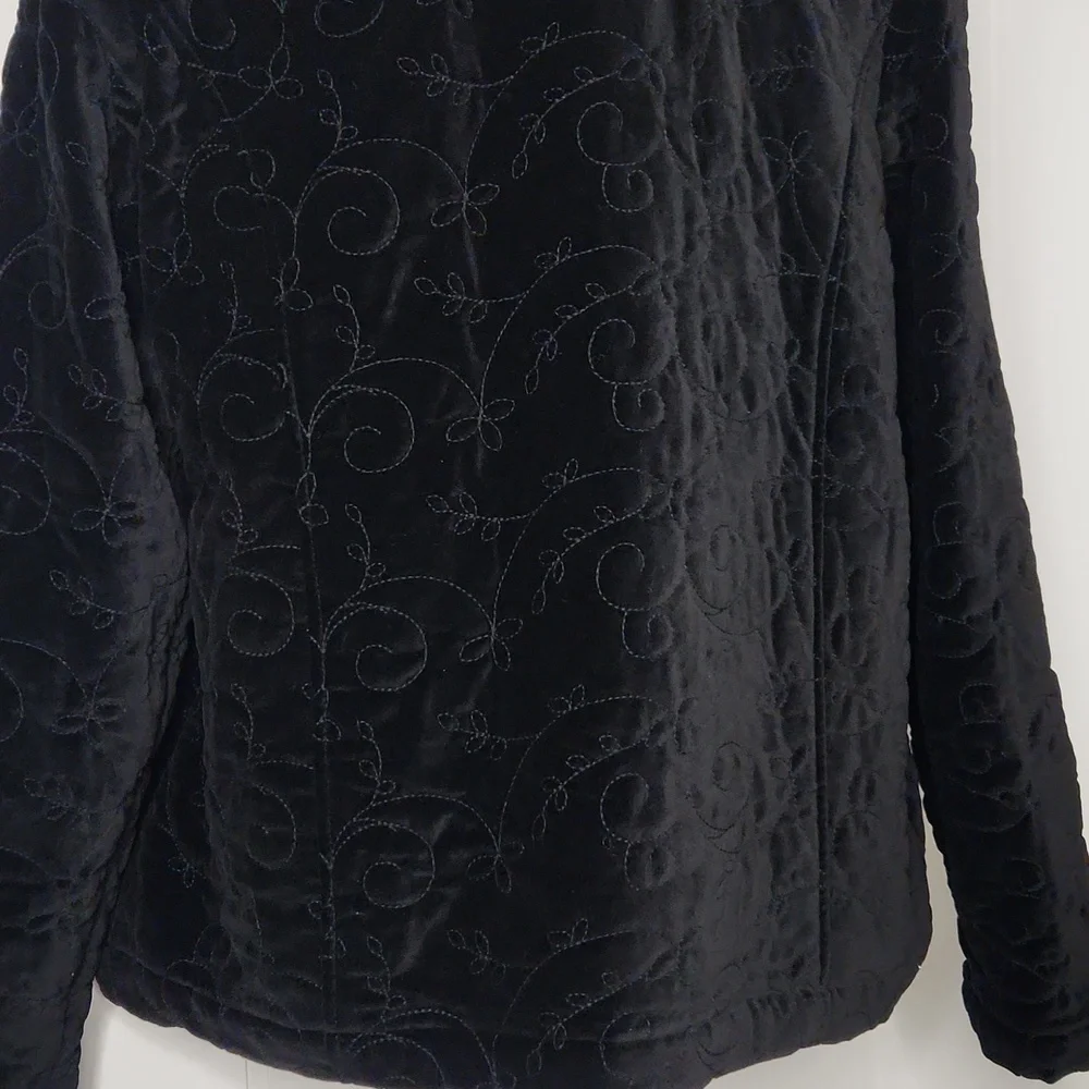 Black velvet quilted  old English Style Winter Jacket. Full Zip Down Whimsigoth - Picture 8 of 13